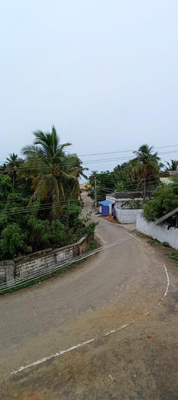 Sea View Beach House Pondicherry Exterior photo